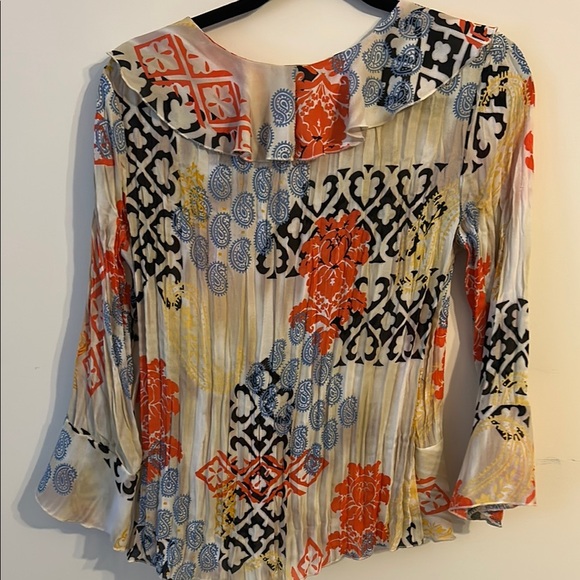 Floral Ruffle Women's Top - Picture 2 of 4